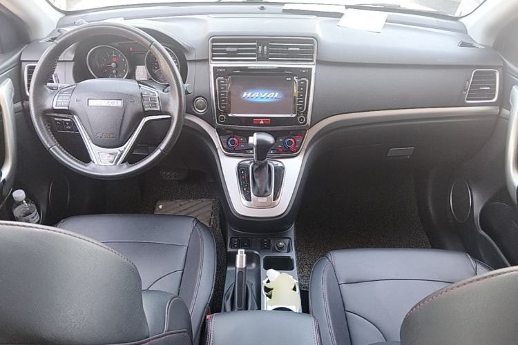 Used Haval H6 2017 Restyled Red-Label Sport Version 1.5T Automatic Two-Wheel Drive Luxury Trim Center Console