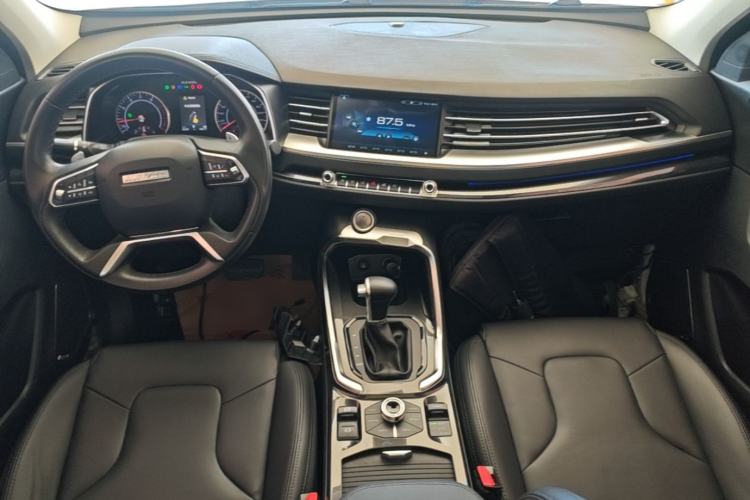 Used Haval H6 2017 Blue Label 1.5T Automatic Two-Wheel Drive ZhiShang Model Center Console