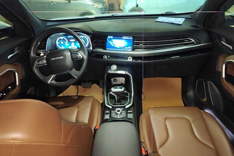 Used Haval H6 2017 Blue Label 2.0T Automatic Two-Wheel Drive Leading Model Center Console