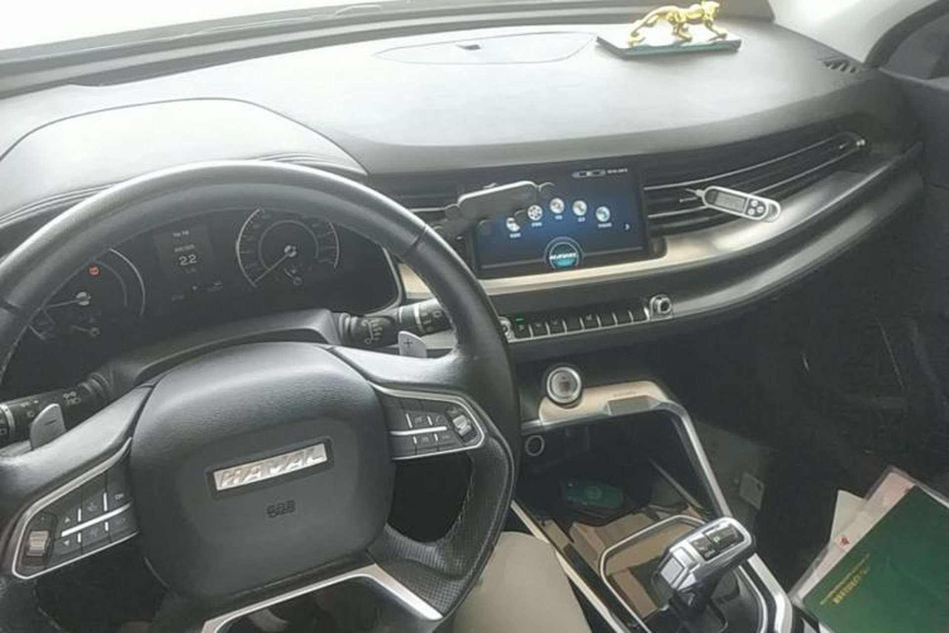 Used Haval H6 2017 Blue Label 2.0T Automatic Two-Wheel Drive Smart Edition Center Console