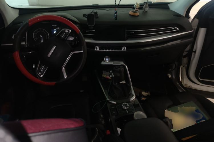 Used Haval H6 2017 Red-Label 1.5T Automatic Two-Wheel Drive Smart Edition Center Console
