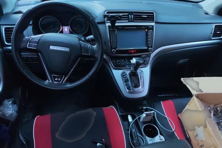 Used Haval H6 2017 Red-Label Sport Edition 1.5T Automatic Two-Wheel Drive Luxury Model Center Console