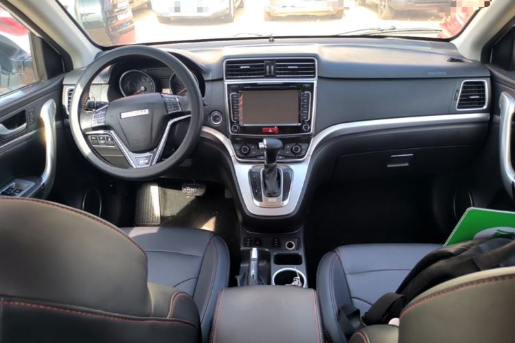 Used Haval H6 2017 Red-Label Sport Edition 1.5T Automatic Two-Wheel Drive Luxury Model Center Console