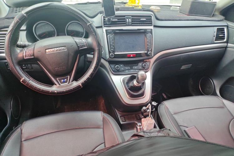 Used Haval H6 2017 Blue Label Sport Edition 1.5T Manual Two-Wheel Drive Elite Model Center Console