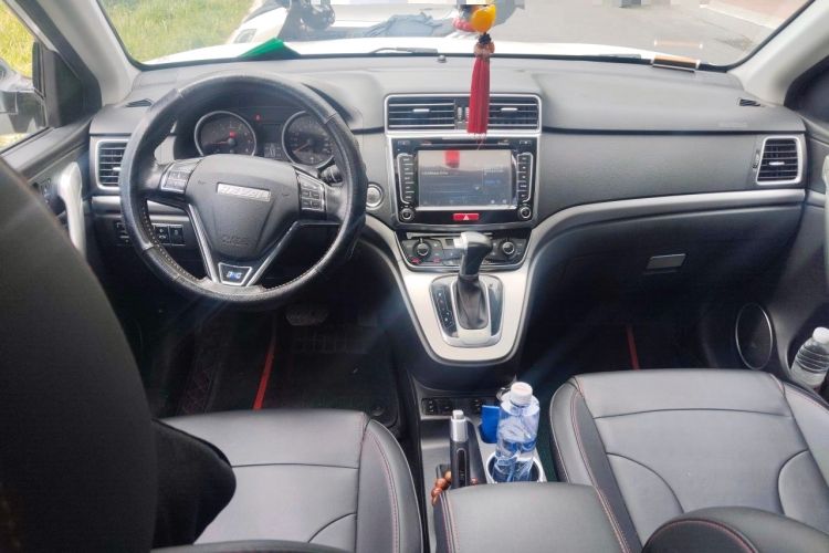 Used Haval H6 2017 Blue Label Sport Edition 1.5T Automatic Two-Wheel Drive Luxury Model Center Console