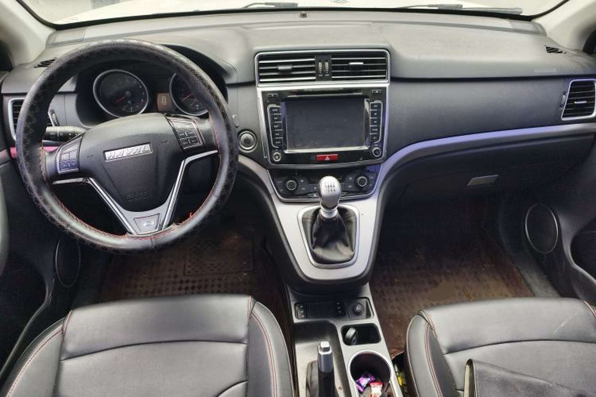 Used Haval H6 2017 Blue Label Sport Edition 1.5T Manual Two-Wheel Drive Elite Model Center Console