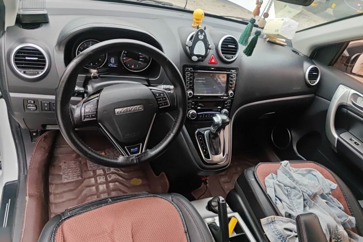 Used Haval H6 2017 Classic Edition 1.5T Automatic Two-Wheel Drive Urban Model Center Console