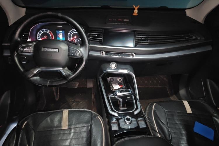 Used Haval H6 2017 Blue Label 2.0T Automatic Two-Wheel Drive Smart Edition Center Console