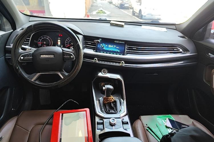 Used Haval H6 2017 Red-Label 1.5T Automatic Two-Wheel Drive Smart Edition Center Console