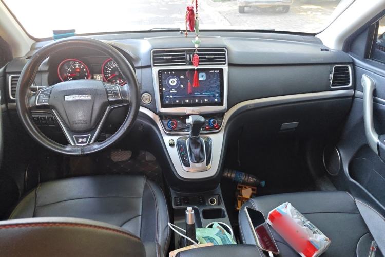 Used Haval H6 2017 Red-Label Sport Edition 1.5T Automatic Two-Wheel Drive Luxury Model Center Console
