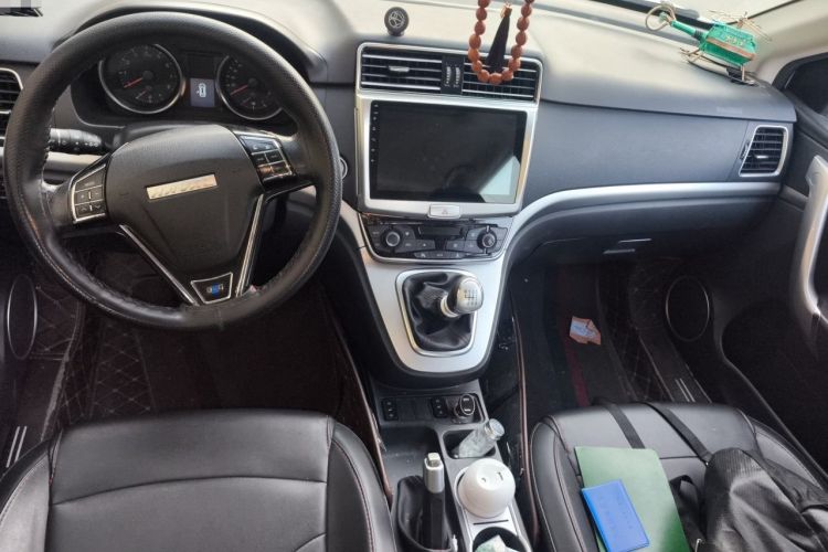 Used Haval H6 2017 Blue Label Sport Edition 1.5T Manual Two-Wheel Drive Elite Model Center Console