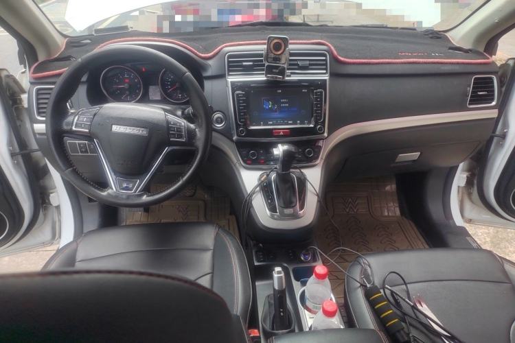 Used Haval H6 2017 Blue Label Sport Edition 1.5T Automatic Two-Wheel Drive Luxury Model Center Console