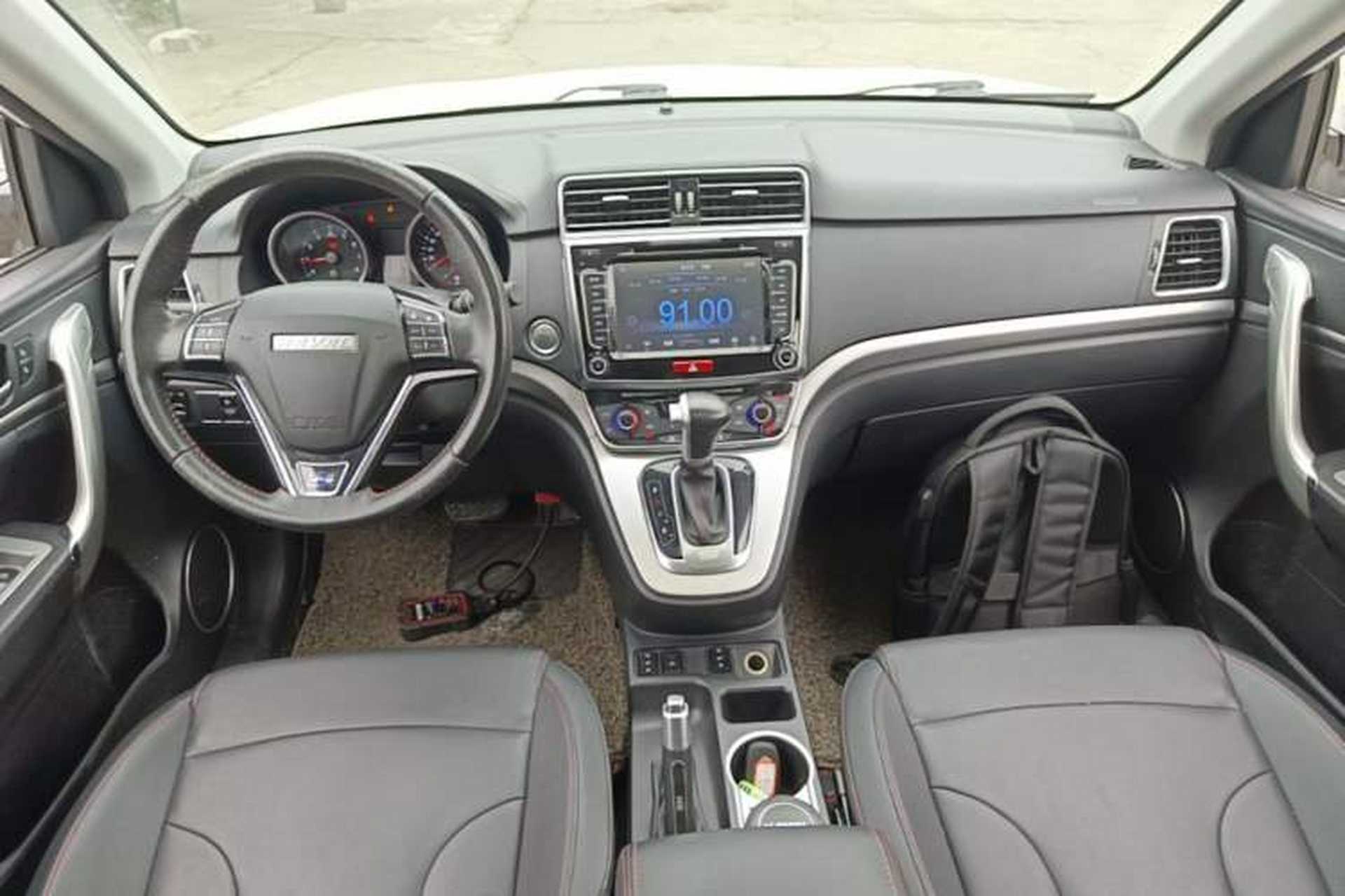 Used Haval H6 2017 Blue Label Sport Edition 1.5T Automatic Two-Wheel Drive Luxury Model Center Console