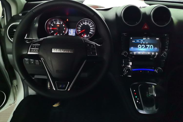 Used Haval H6 2017 Classic Edition 1.5T Automatic Two-Wheel Drive Elite Model Center Console