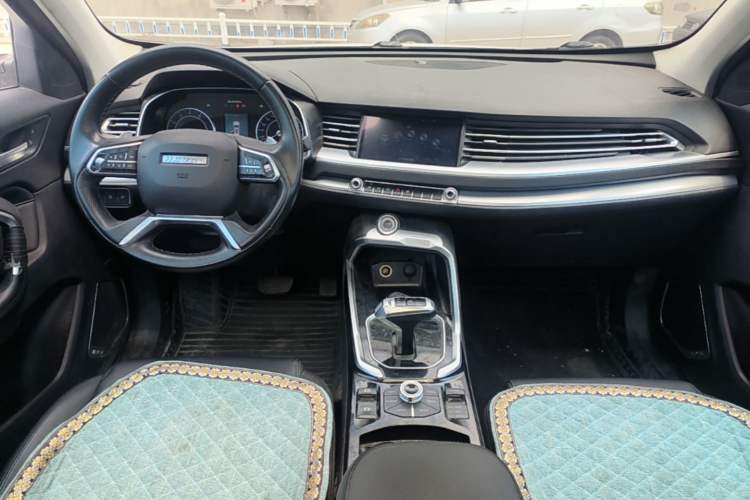 Used Haval H6 2017 Blue Label 2.0T Automatic Two-Wheel Drive Smart Edition Center Console