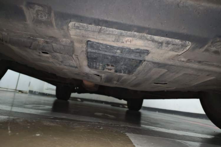 Used Haval H6 2017 Blue Label 1.5T Automatic Two-Wheel Drive ZhiShang Model Chassis Front
