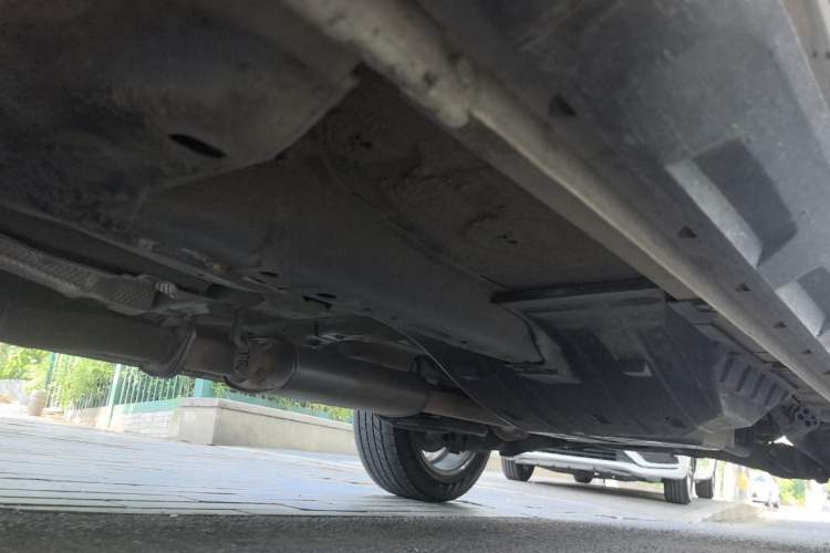 Used Haval H6 2017 Blue Label 1.5T Automatic Two-Wheel Drive ZhiShang Model Chassis Front Left
