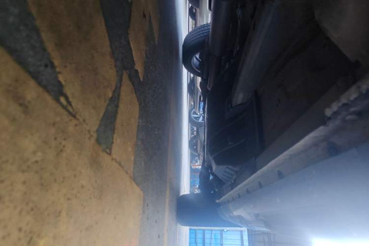 Used Haval H6 2017 Red Label 2.0T Automatic Two-Wheel Drive ZhiShang Model Chassis Front Left