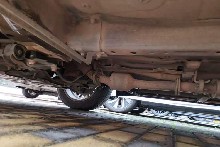 Used Haval H6 2017 Red Label 2.0T Automatic Two-Wheel Drive ZhiShang Model Chassis Front Left