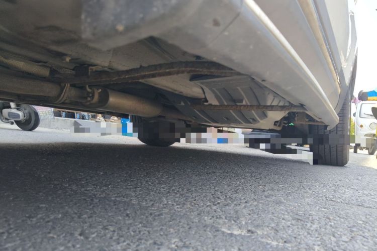 Used Haval H6 2017 Blue Label 2.0T Automatic Two-Wheel Drive Leading Model Chassis Front Left