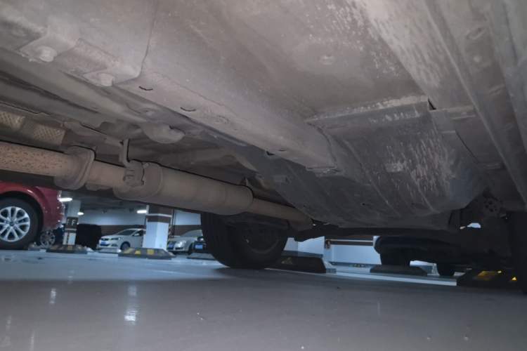 Used Haval H6 2017 Blue Label 2.0T Automatic Two-Wheel Drive Smart Edition Chassis Front Left