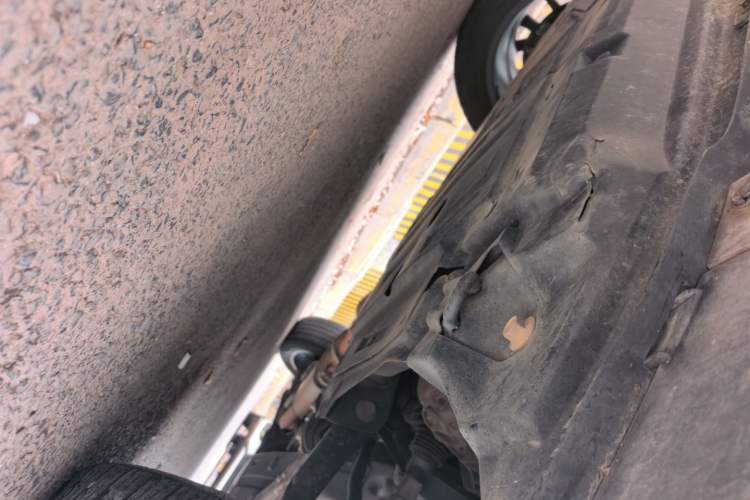 Used Haval H6 2017 Blue Label 1.5T Automatic Two-Wheel Drive ZhiShang Model Chassis Front Left