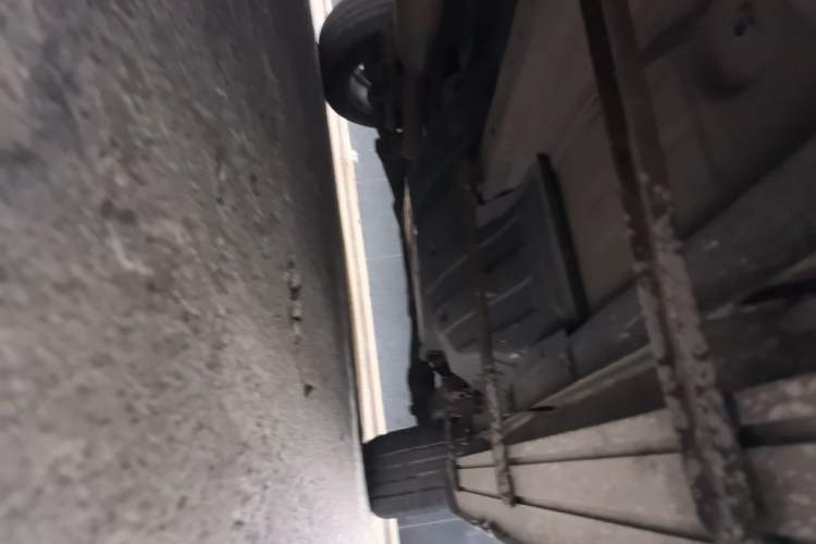 Used Haval H6 2017 Red Label 2.0T Automatic Two-Wheel Drive ZhiShang Model Chassis Front Left
