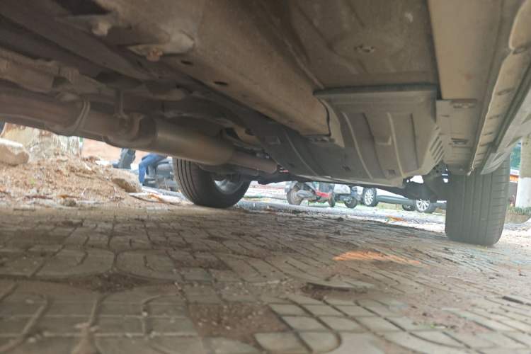 Used Haval H6 2017 Blue Label 1.5T Automatic Two-Wheel Drive ZhiShang Model Chassis Front Left