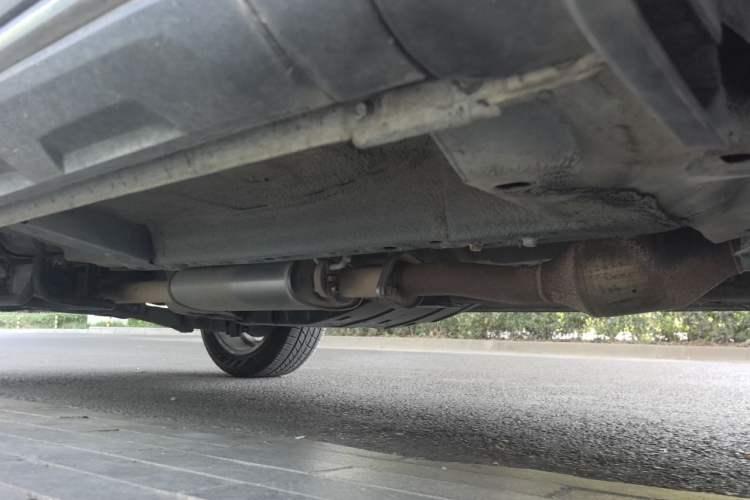 Used Haval H6 2017 Blue Label 1.5T Automatic Two-Wheel Drive ZhiShang Model Chassis Front Right
