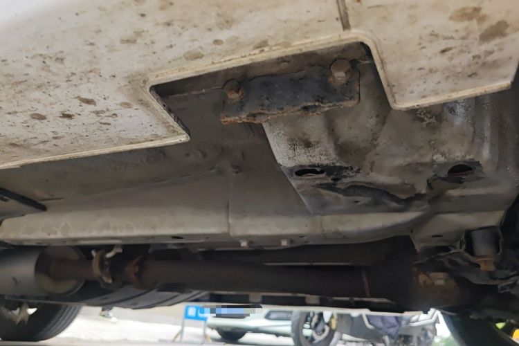 Used Haval H6 2017 Classic Edition 1.5T Automatic Two-Wheel Drive Urban Model Chassis Front Right