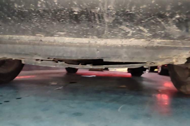 Used Haval H6 2017 Red Label 2.0T Automatic Two-Wheel Drive ZhiShang Model Chassis Front