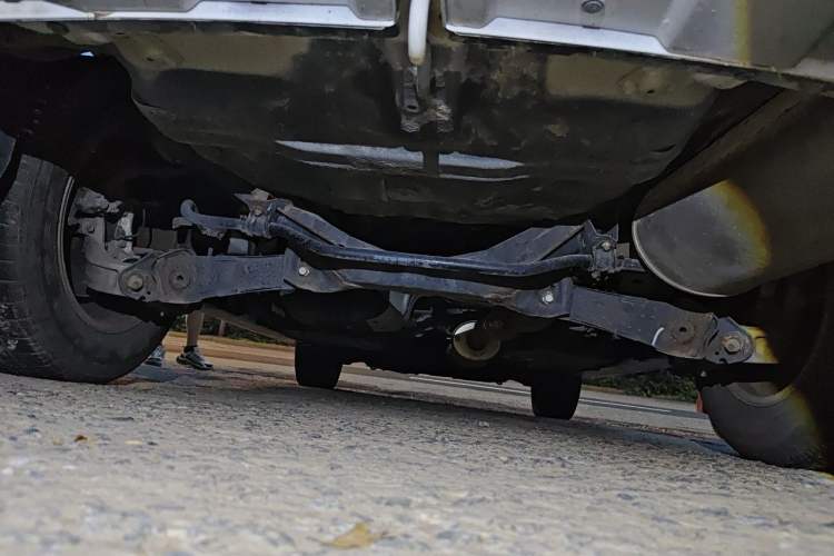 Used Haval H6 2017 Classic Edition 1.5T Automatic Two-Wheel Drive Elite Model Chassis Rear