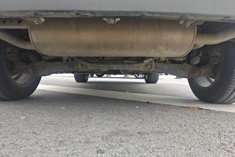 Used Haval H6 2017 Blue Label 1.5T Automatic Two-Wheel Drive ZhiShang Model Chassis Rear