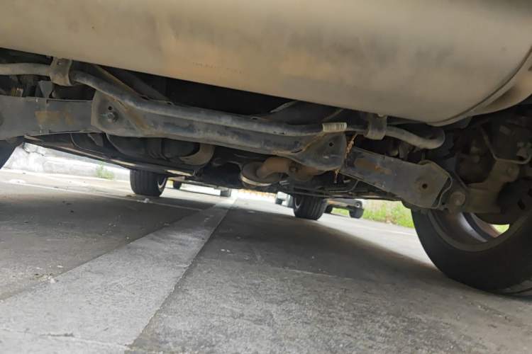 Used Haval H6 2017 Red Label 2.0T Automatic Two-Wheel Drive ZhiShang Model Chassis Rear