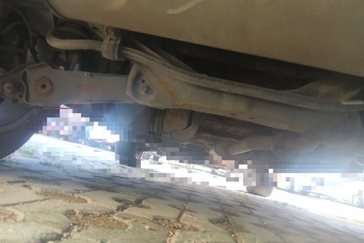 Used Haval H6 2017 Red Label 2.0T Automatic Two-Wheel Drive ZhiShang Model Chassis Rear