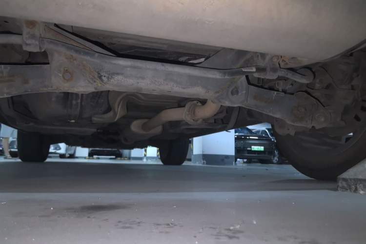 Used Haval H6 2017 Blue Label 2.0T Automatic Two-Wheel Drive Smart Edition Chassis Rear