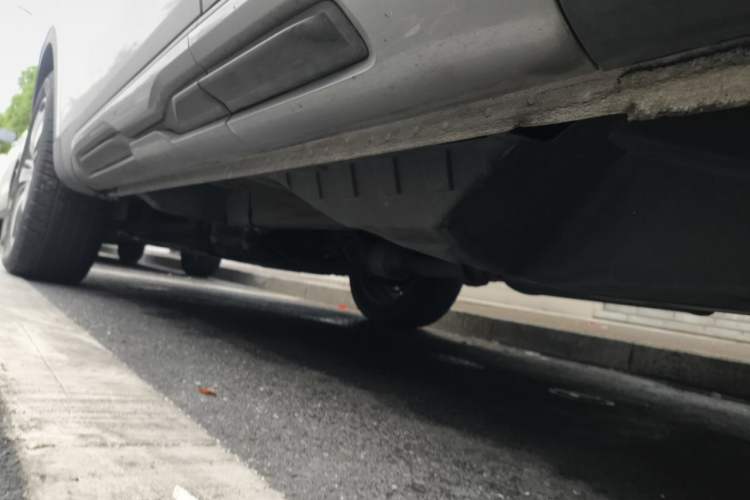 Used Haval H6 2017 Red Label 2.0T Automatic Two-Wheel Drive ZhiShang Model Chassis Rear Left