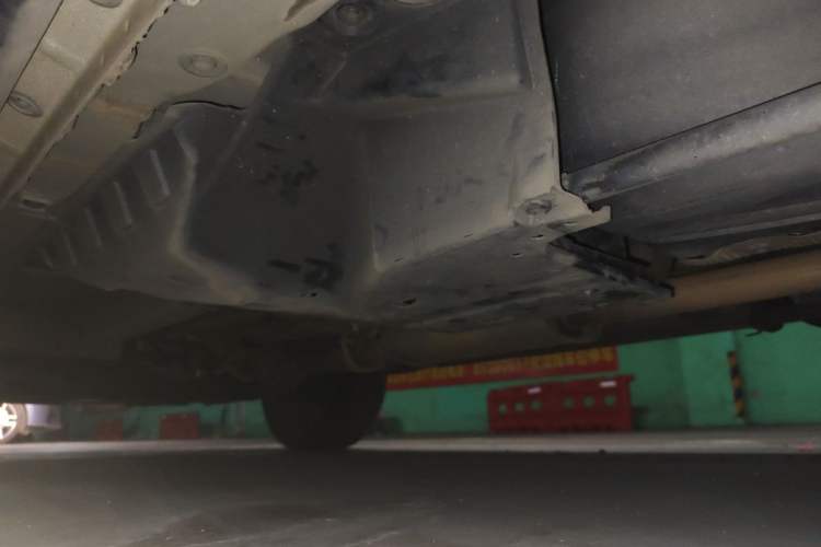 Used Haval H6 2017 Red Label 2.0T Automatic Two-Wheel Drive ZhiShang Model Chassis Rear Left