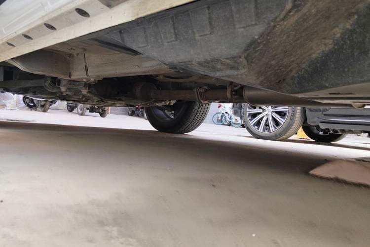 Used Haval H6 2017 Red-Label 1.3T Automatic Two-Wheel Drive ZhiShang Model Chassis Rear Left