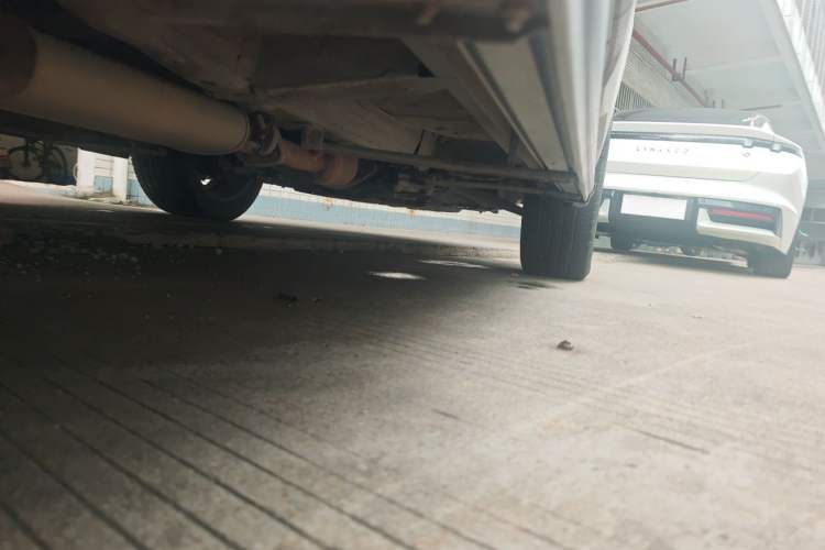 Used Haval H6 2017 Red Label 2.0T Automatic Two-Wheel Drive ZhiShang Model Chassis Rear Right