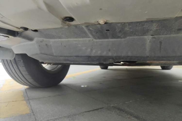 Used Haval H6 2017 Red-Label Sport Edition 1.5T Manual Two-Wheel Drive Elite Model Chassis Rear Right