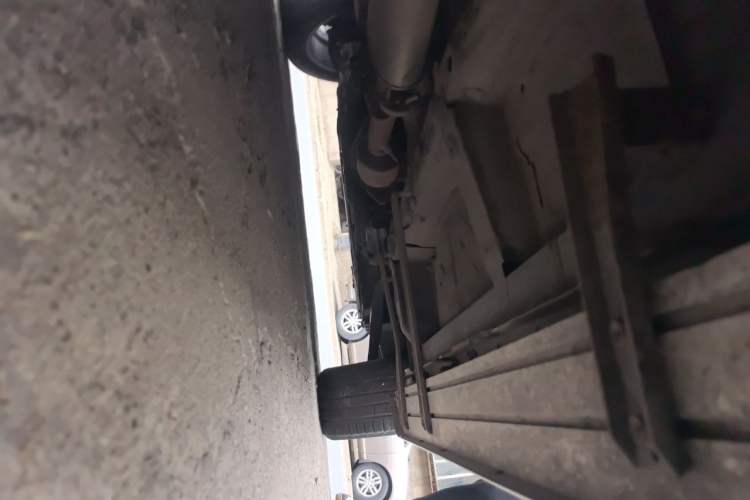 Used Haval H6 2017 Red Label 2.0T Automatic Two-Wheel Drive ZhiShang Model Chassis Rear Right