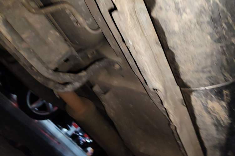 Used Haval H6 2017 Red Label 2.0T Automatic Two-Wheel Drive ZhiShang Model Chassis Rear Right