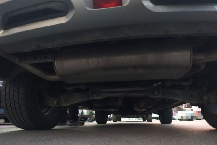 Used Haval H6 2017 Red Label 2.0T Automatic Two-Wheel Drive ZhiShang Model Chassis Rear