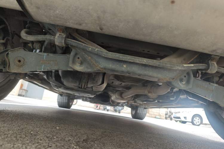 Used Haval H6 2017 Red Label 2.0T Automatic Two-Wheel Drive ZhiShang Model Chassis Rear
