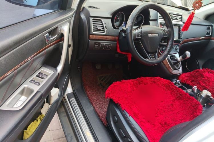 Used Haval H6 2017 Red-Label Sport Edition 1.5T Manual Two-Wheel Drive Elite Model Driver Seat