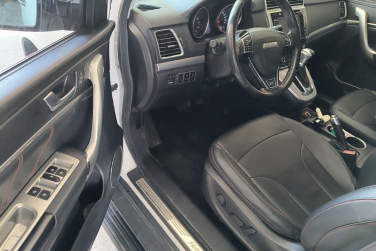 Used Haval H6 2017 Blue Label Sport Edition 1.5T Automatic Two-Wheel Drive Luxury Model Driver Seat