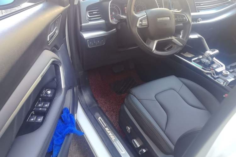 Used Haval H6 2017 Blue Label 2.0T Automatic Two-Wheel Drive Smart Edition Driver Seat