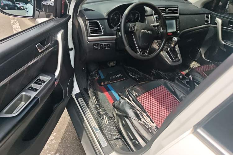 Used Haval H6 2017 Red-Label Sport Edition 1.5T Automatic Two-Wheel Drive Luxury Model Driver Seat