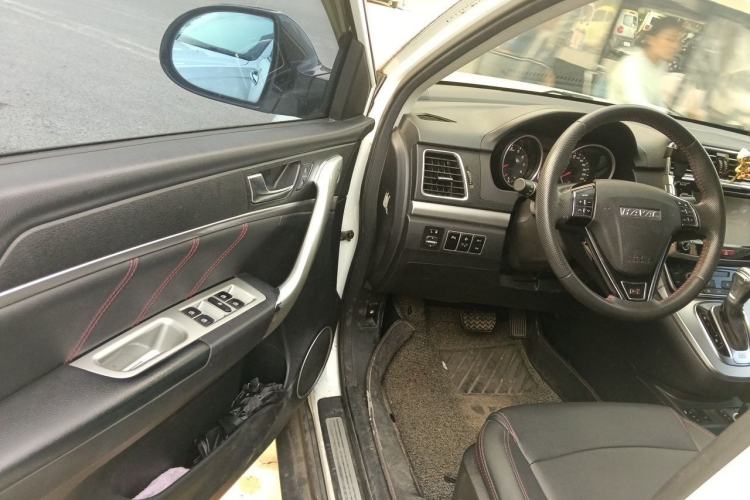 Used Haval H6 2017 Red-Label Sport Edition 1.5T Automatic Two-Wheel Drive Luxury Model Driver Seat